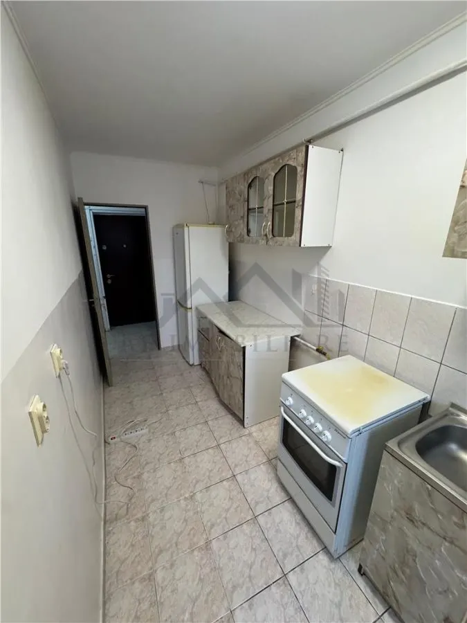 Apartament 1 camera zona CUG Sos. Nicolina - foto 4
