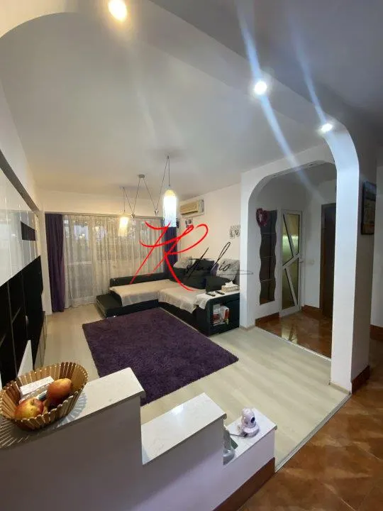 Vanzare apartament 3 camere Colentina - foto 1