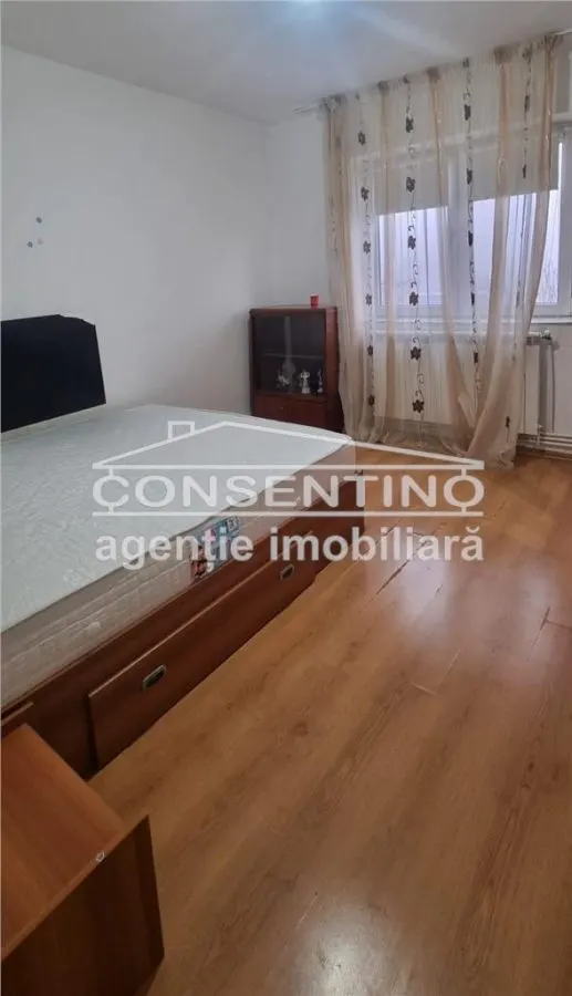Se vinde imobil Crang -Balcescu , etaj 3/ 4 - foto 1