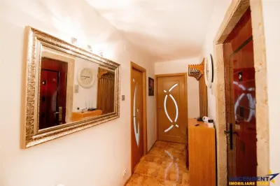 Apartament luminos cu 2 camere decomandate, Rasnov, Brasov. - foto 15