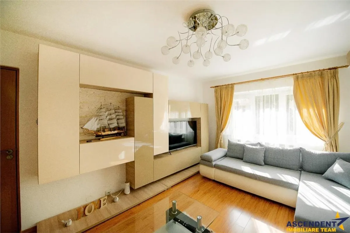 Apartament luminos cu 2 camere decomandate, Rasnov, Brasov. - foto 19