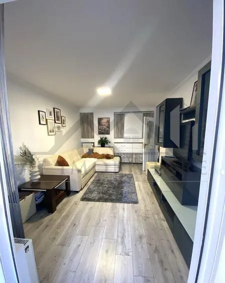 Apartament 4 camere Nicolina - foto 1