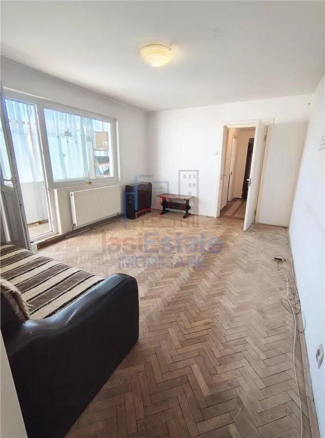 Apartament 3 camere Podu Ros - foto 4