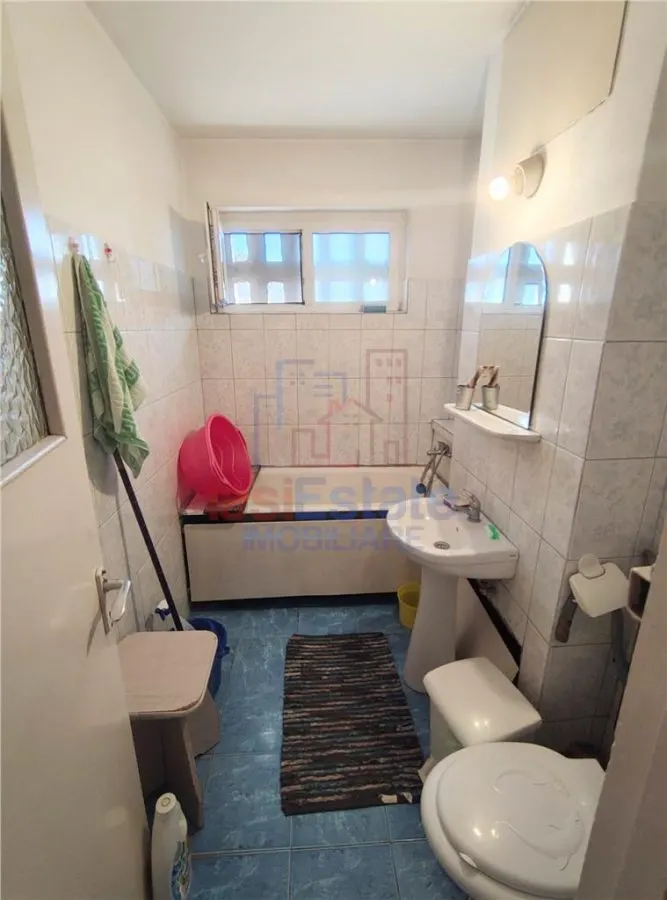 Apartament 3 camere Podu Ros - foto 9