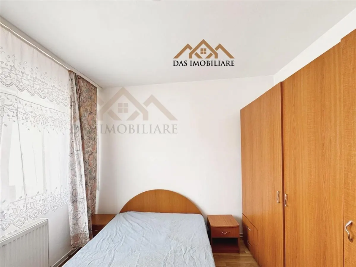 Apartament 2 camere, decomandat, str.Dobrogei - foto 4