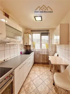 Cuza Voda, 2 camere , etaj 4 - foto 2