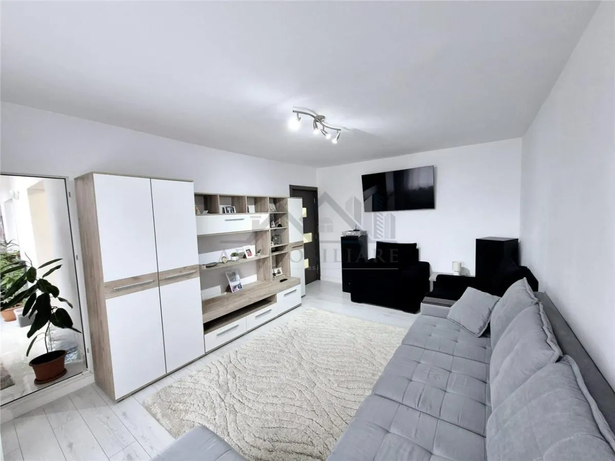Apartament 3 camere zona CUG - foto 1