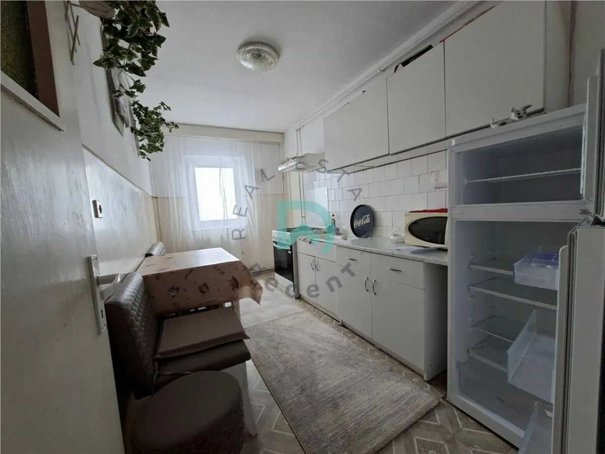 Apartament 3 camere Gemenii, Brasov - foto 4