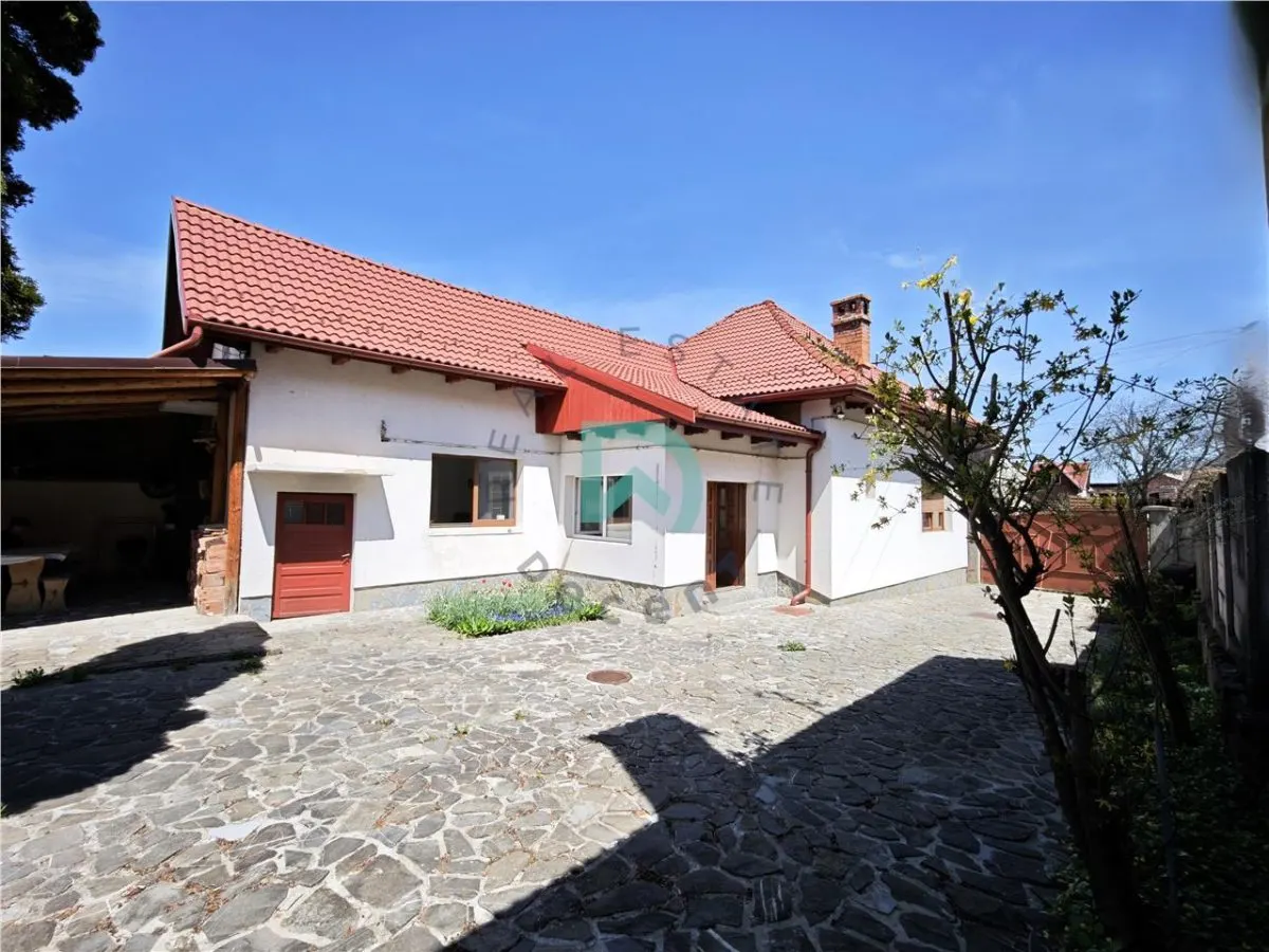 Casa  Sacele, Brasov - foto 1