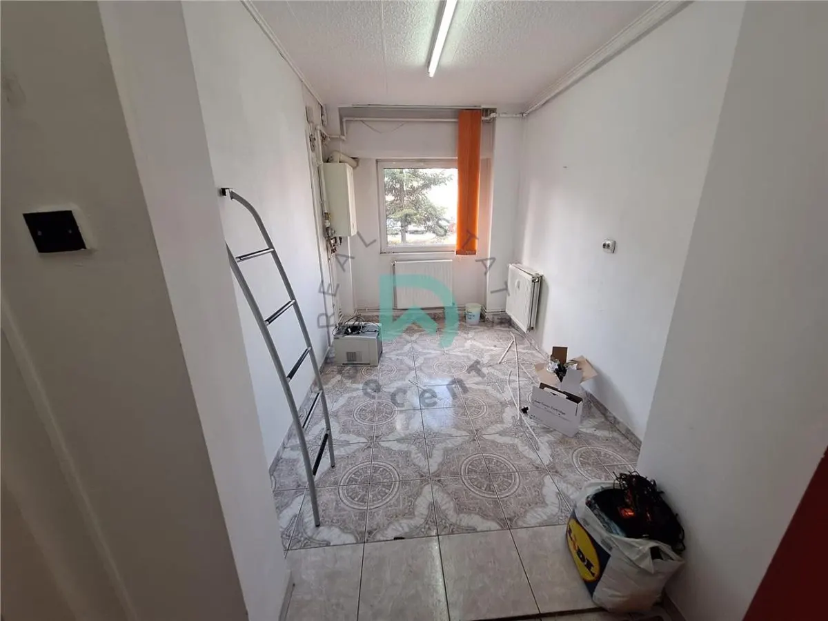 Spatiu pentru birou, 50 mp, Calea Bucuresti - foto 3