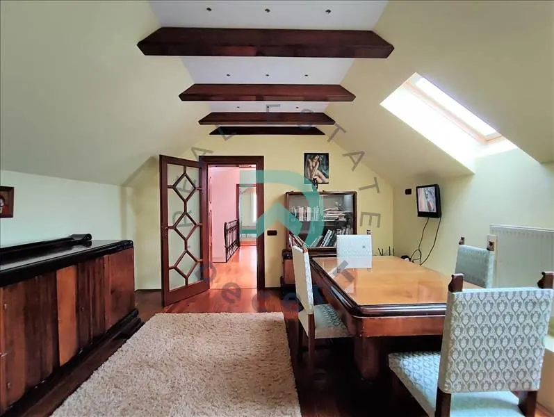 Casa 10 camere, Centrul Istoric, Brasov - foto 1