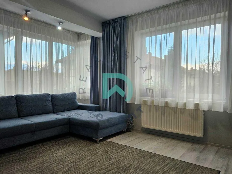 Apartament  et 1, Tractorul, bloc nou, zona de case - foto 1