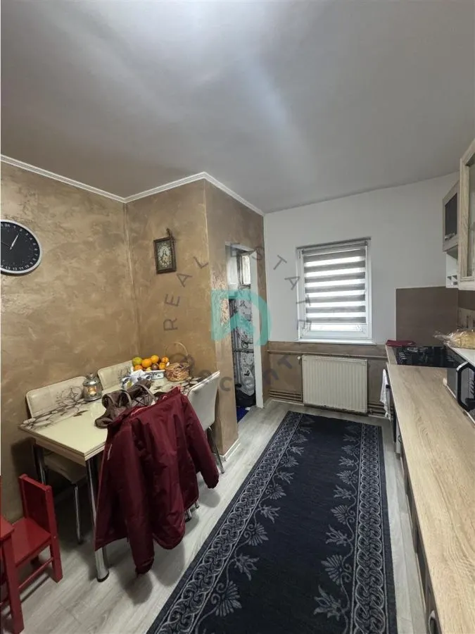 Apartament 3 camere, Bartolomeu, Brasov. - foto 10