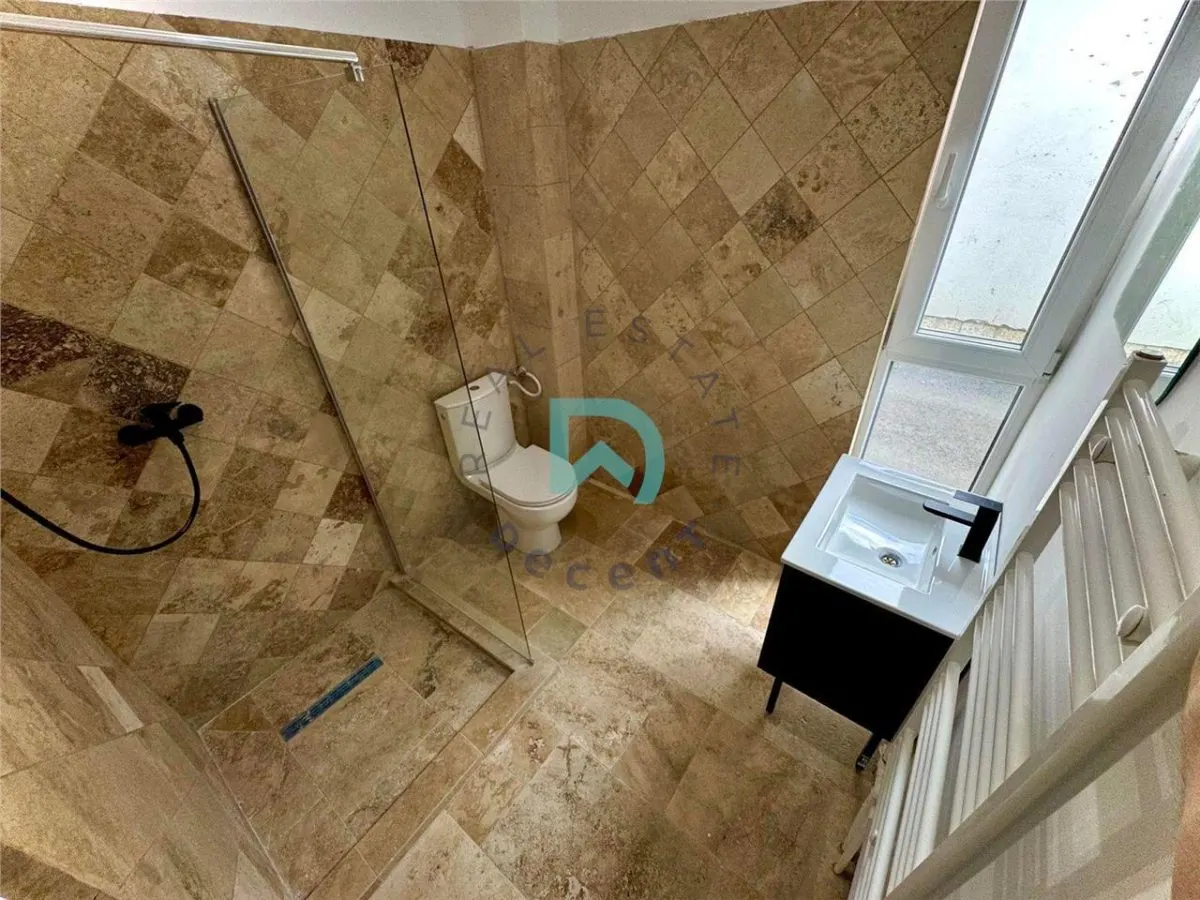 Inchiriez apartament, Brasovul Vechi - foto 11