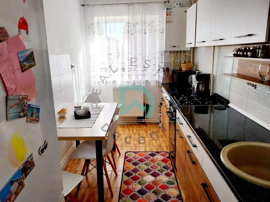 Apartament 3 camere Craiter, Brasov - foto 3
