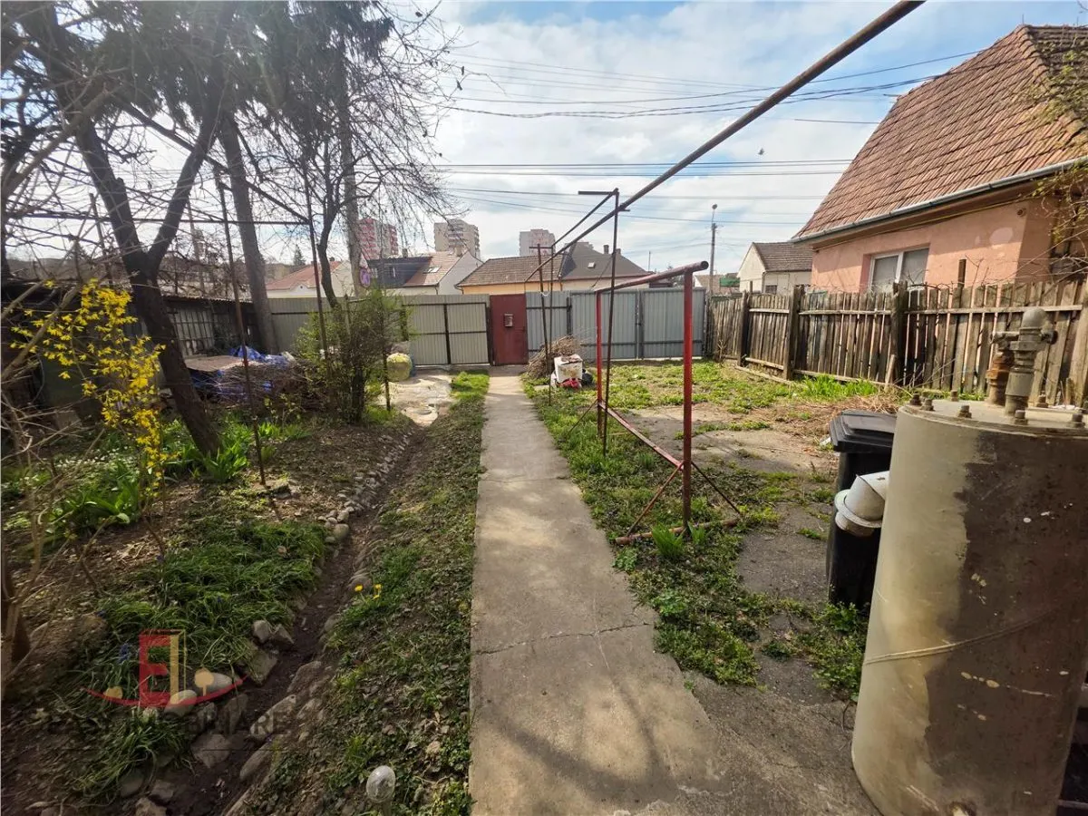 Casa de vanzare, Central, 65mp,  Zona 0, curte, Targu Mures - foto 7