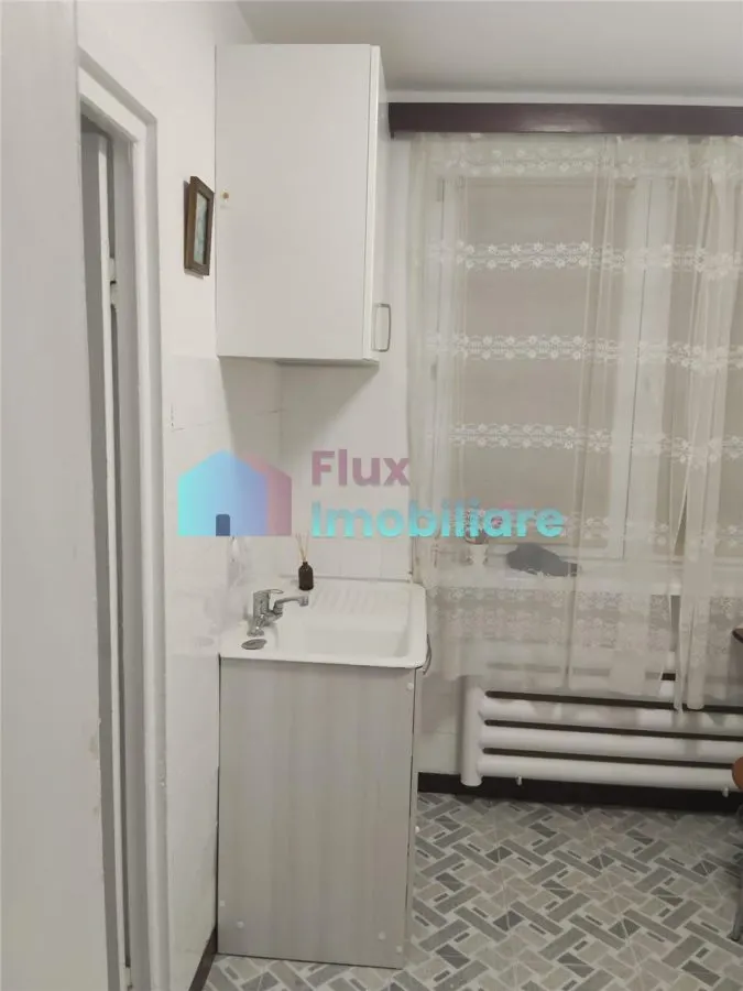 Apartament cu 2 camere zona centrala - foto 10