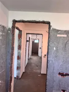 Jumatatea interioara  de duplex de vanzare la pret de apartament! - foto 9