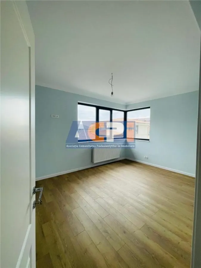 VANZARE Vila DUPLEX 5 camere  325 mp teren Otopeni acces privat COMISION 0 - foto 11