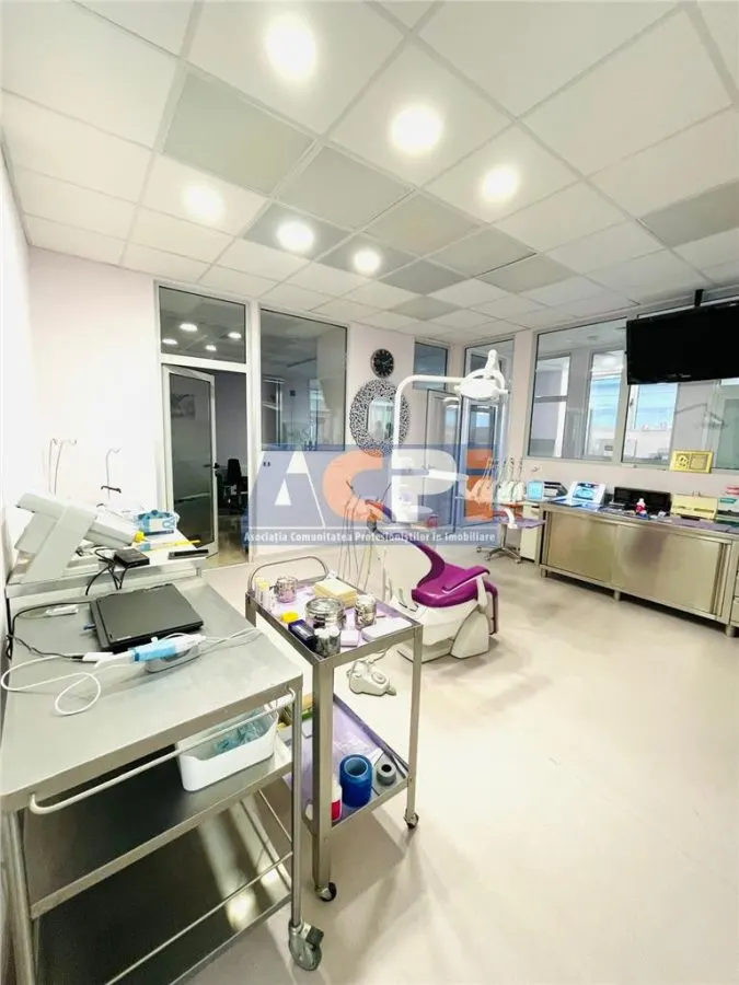 VANZARE SPATIU COMERCIAL Traian Mosilor Stradal Parcare proprie 0 Comision - foto 18