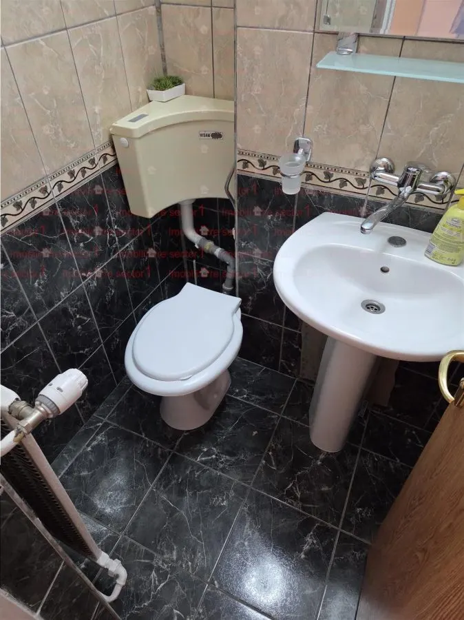 Apartament 3 camere  Piata Victoriei Str. Mexic nr. 2 spre inchiriere - foto 11