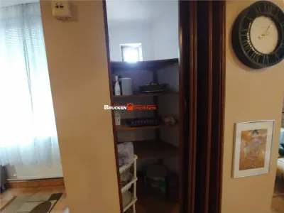 Apartament cu 4 camere de inchiriat - foto 9
