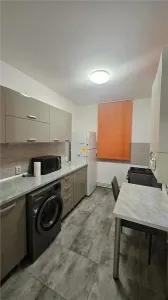 Inchiriere apartament  2 camere zona centrala - foto 6