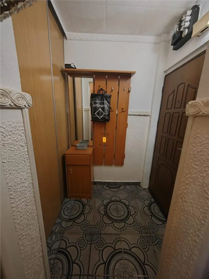 Apartament 3  camere zona Vest Piata Aurora - foto 3
