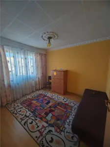Apartament 3  camere zona Vest Piata Aurora - foto 4