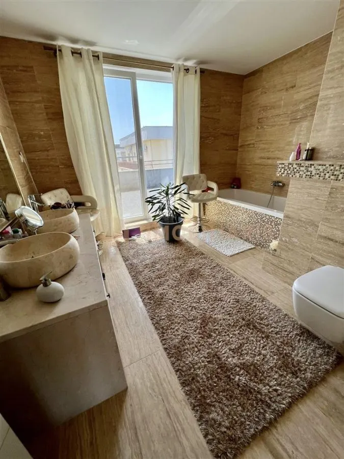 Penthouse de vanzare, zona Hotel Europa - foto 14
