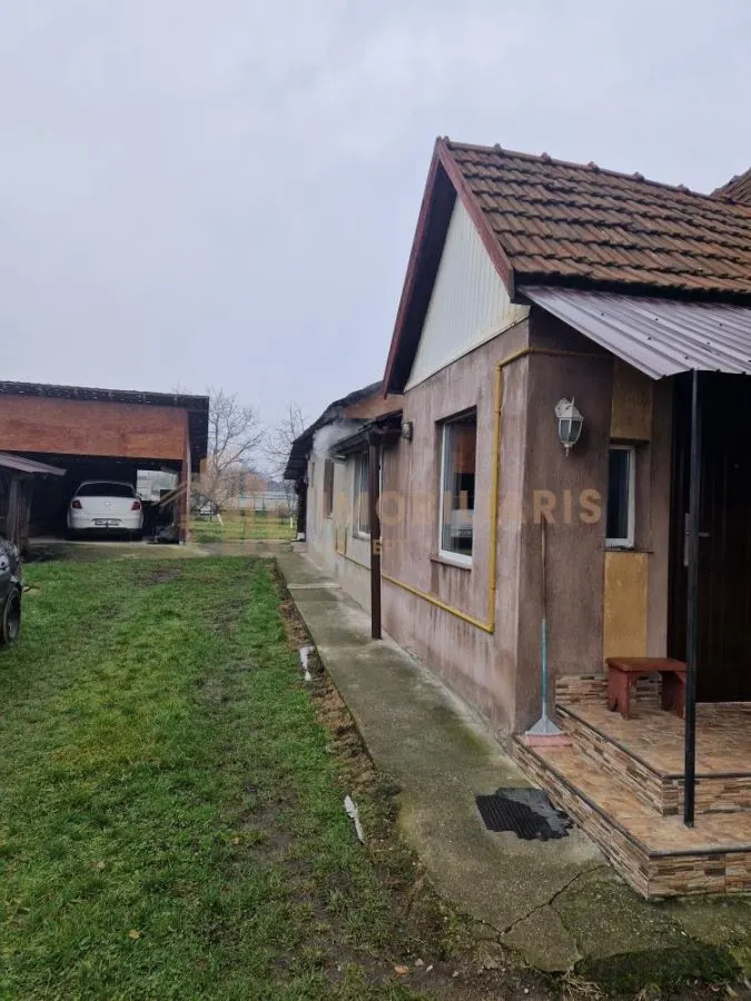 Casa Tautii de Sus - foto 1