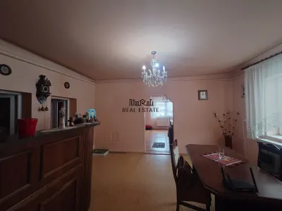 Casa si Teren Brad la drum european - foto 10