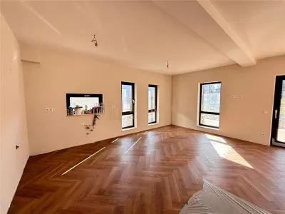 Casa individuala cu etaj - cartier Ferneziu - foto 2