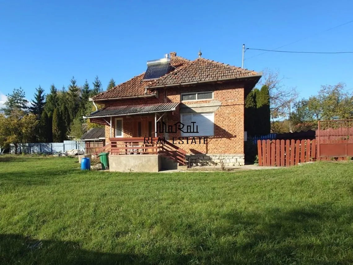 Casa cu teren, aproape de centrul balneo-termal Vata Bai - foto 2
