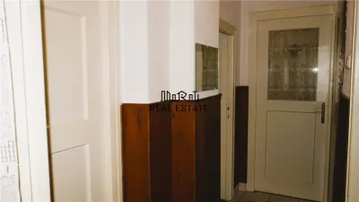 Jumatate duplex in Criscior, Hunedoara - foto 16