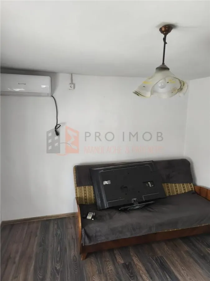 Casa tip parter zona Pietroasele - foto 4