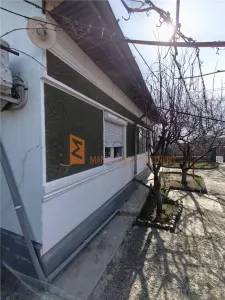 Casa tip parter zona Pietroasele - foto 9