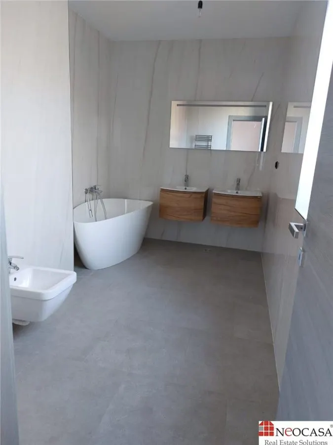 APARTAMENT DE VANZARE IN ZONA FLOREASCA LAC - foto 14