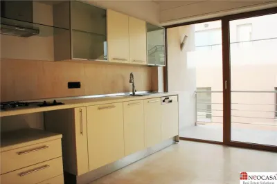 UN APARTAMENT UNIC! - foto 7