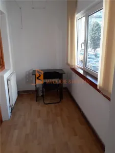 Apartament 4 camere cf 1  decomandat zona Bulevardul Unirii - foto 10