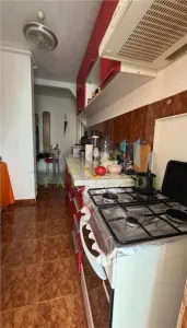 Apartament 3 camere decomandat etajul 1 Astra - foto 10