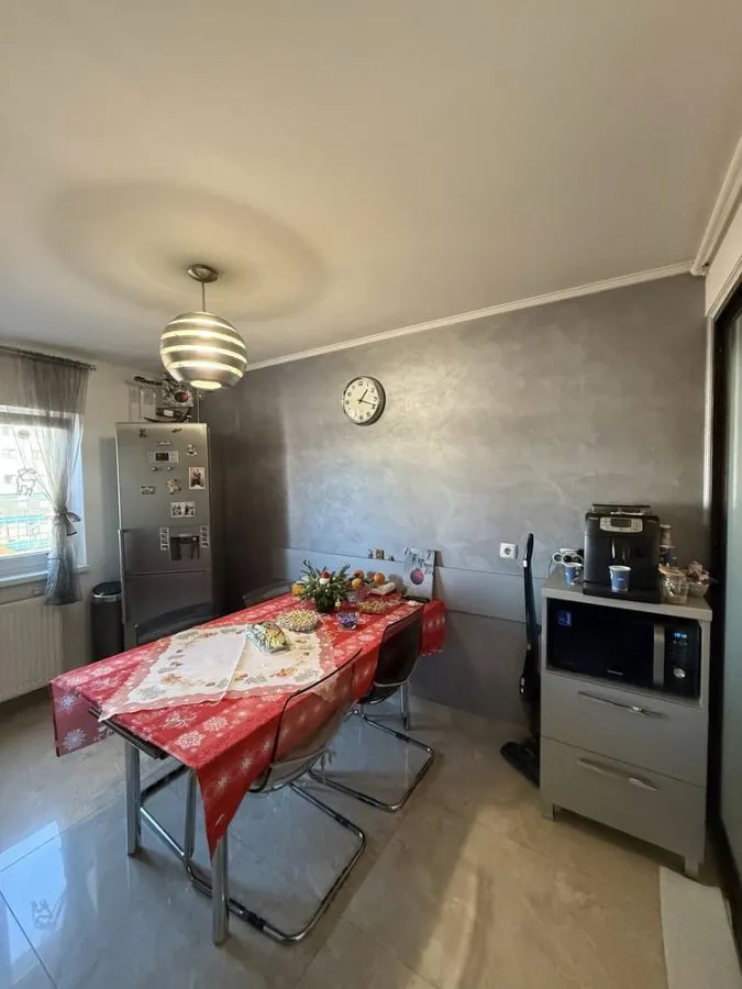 Apartament 2 camere decomandat etaj intermediar Scriitorilor - foto 6