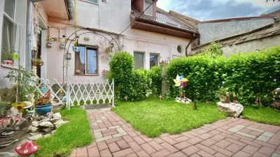 Apartament  2 camere in casa, Brasovul Vechi - Brasov