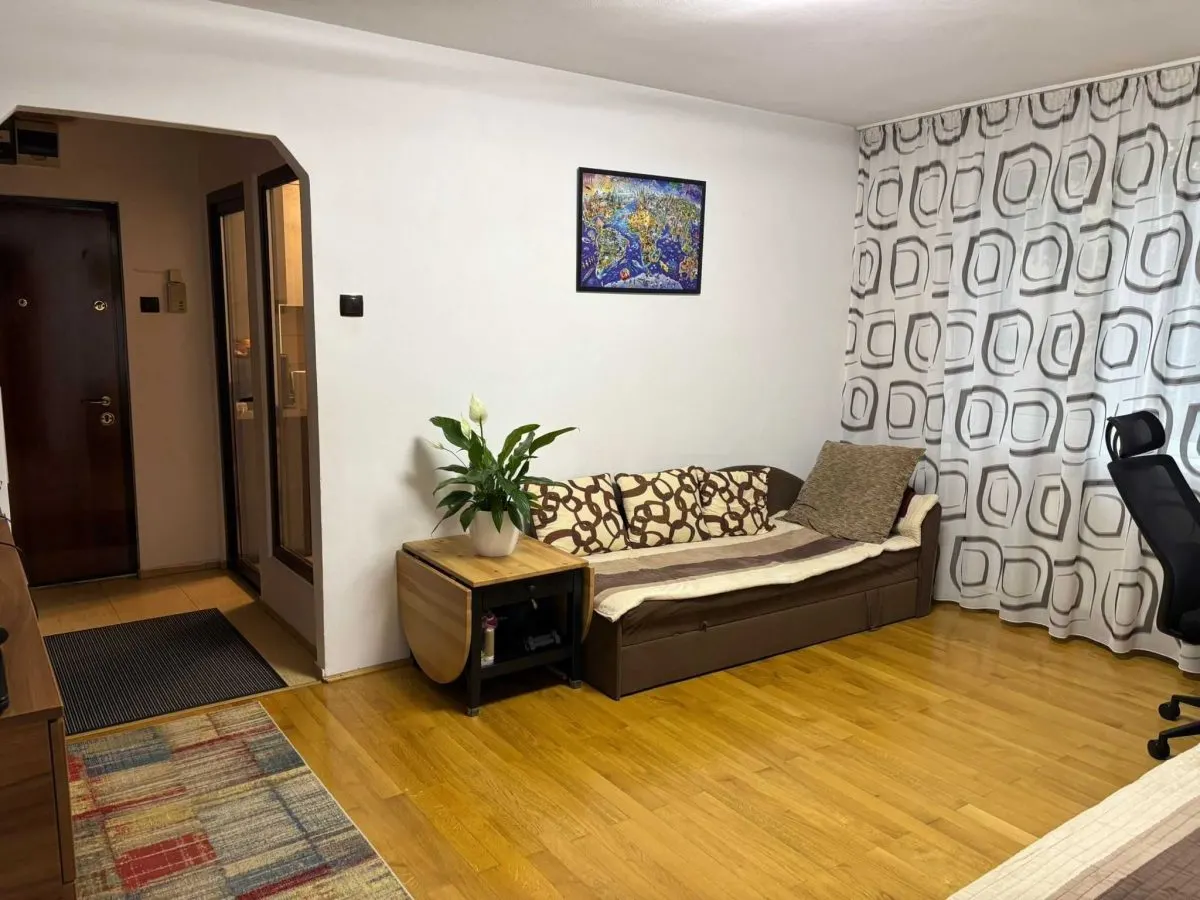 Apartament 4 camere etajul 1 Centrul Civic - foto 1