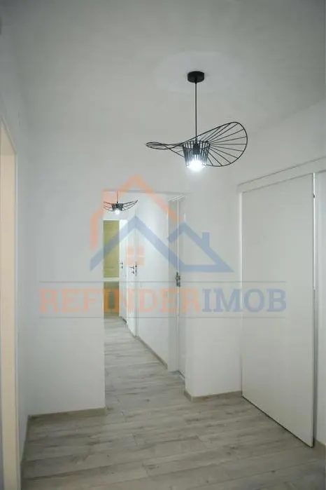 3 camere sector 5, centrala termica, total renovat - foto 1