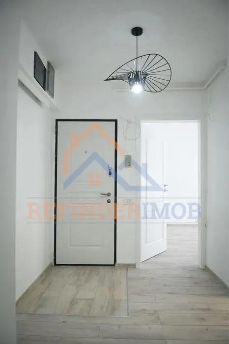 3 camere sector 5, centrala termica, total renovat - foto 2