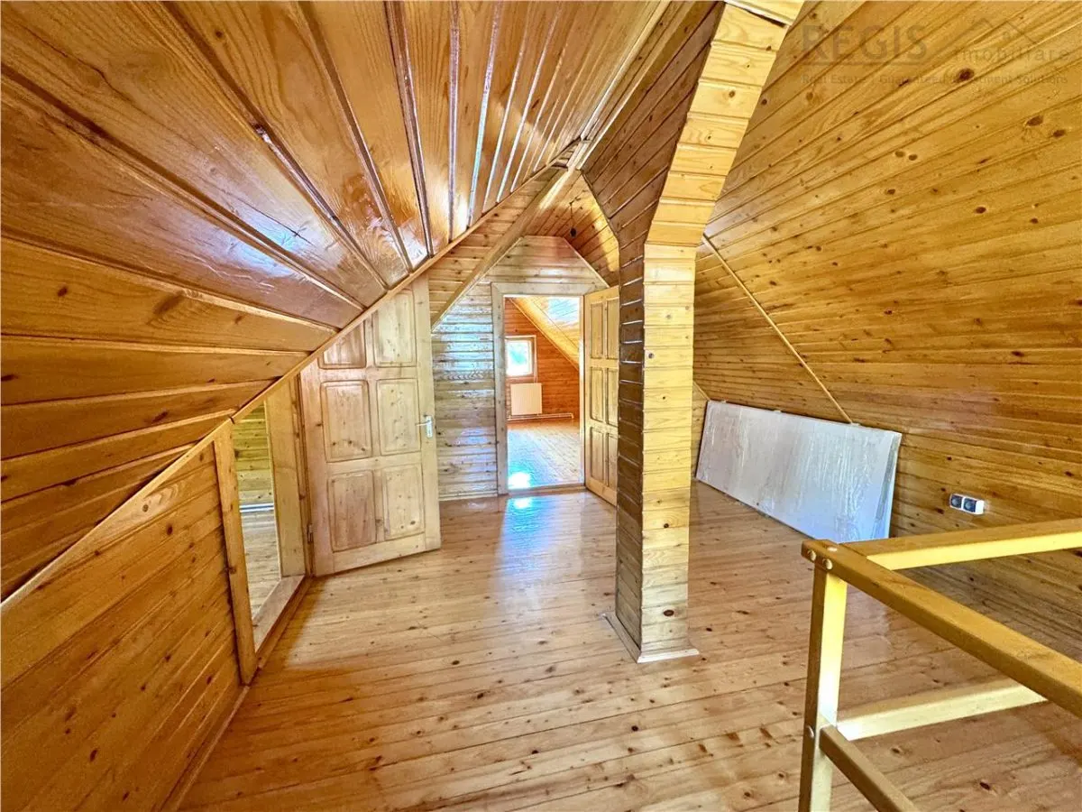 Casa de inchiriat in centru istoric ultracentral - foto 22