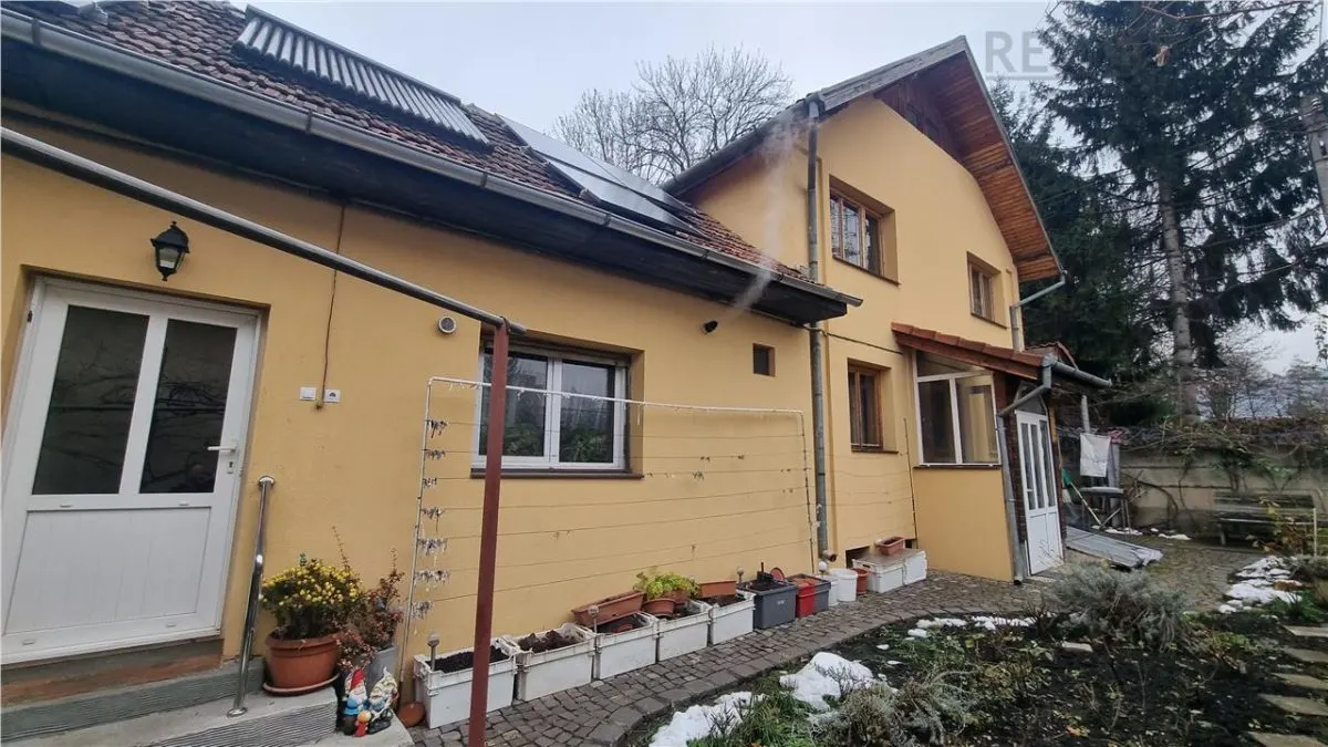 Casa de 5 camere , zona Brasovul Vechi - foto 1