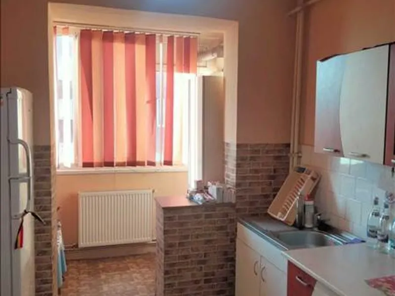 Apartament 3 camere etaj intermediar Vlahuta - foto 2