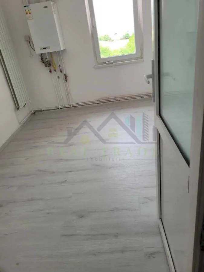 Vanzare apartament 2 camere decomandat Craiter, Brasov - foto 4